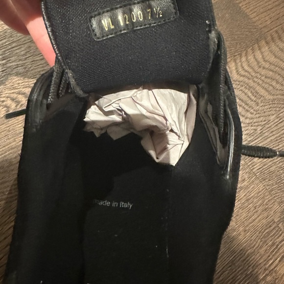 SOLD louis vuitton monogram trainer - Picture 3 of 4